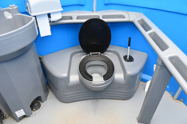 Best Affordable portable toilet rental  in Council Grove, KS